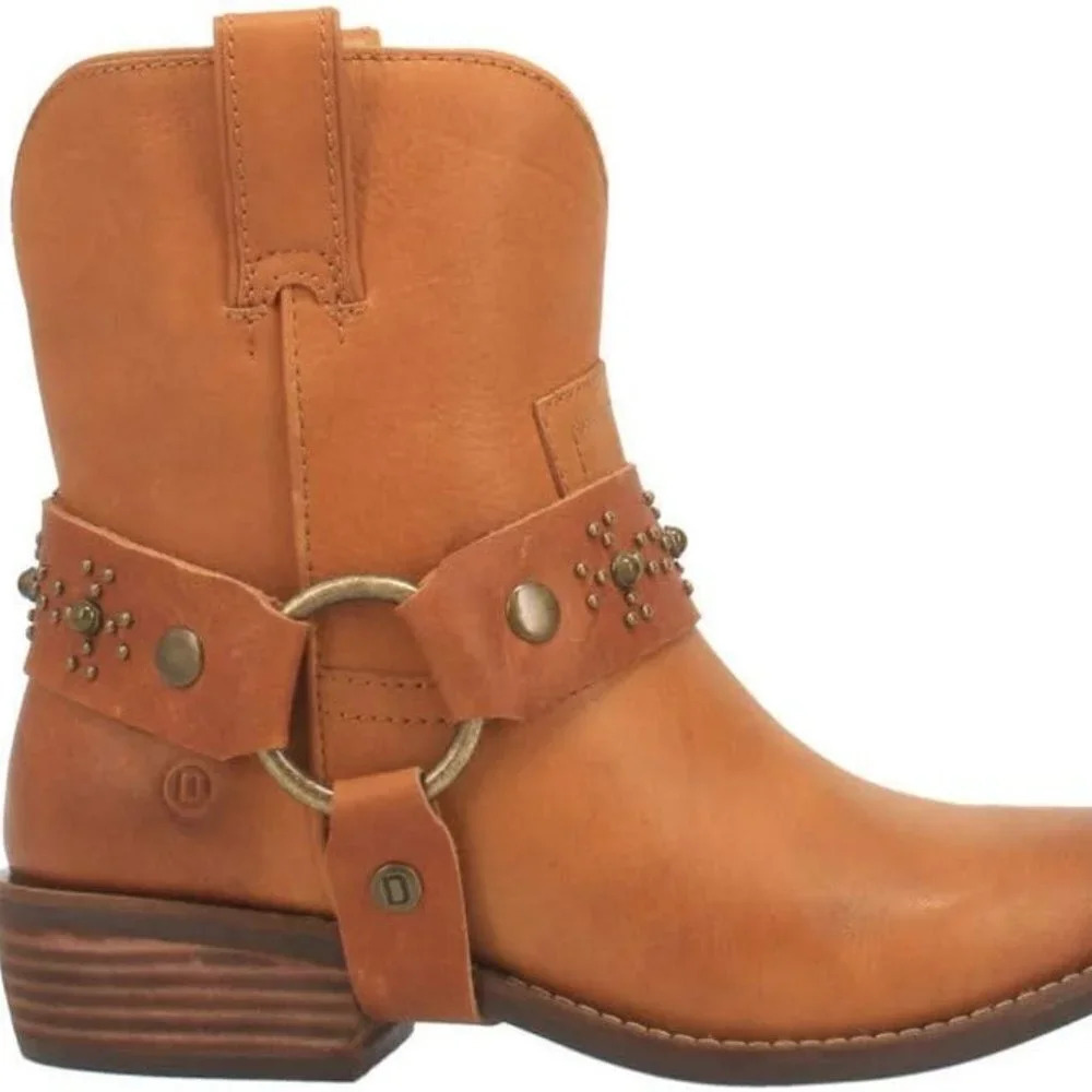 NWT DINGO Women's Silerada Western Bootie in Camel. Sz: 8.5
